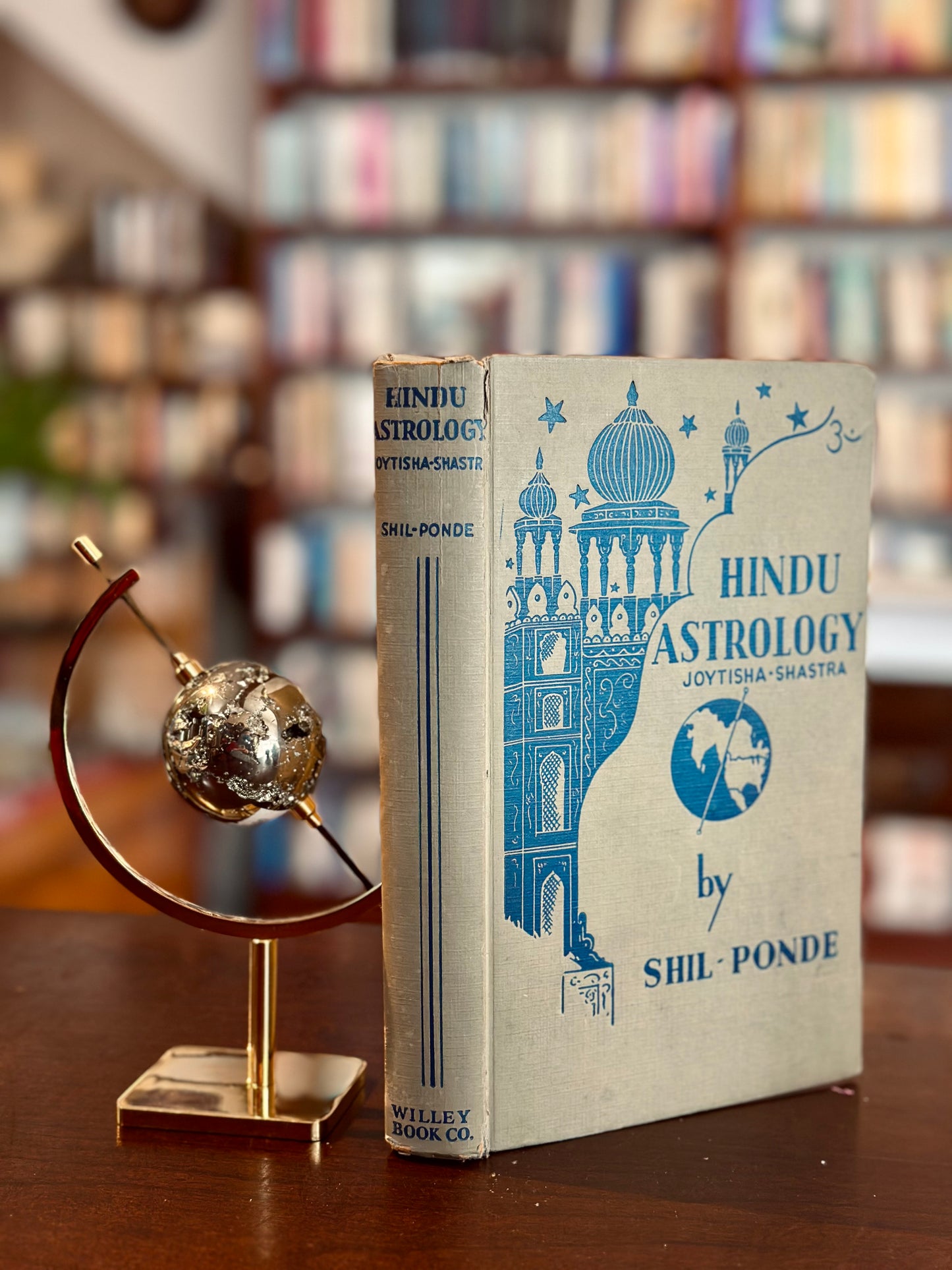 Hindu Astrology by Shil-Ponde