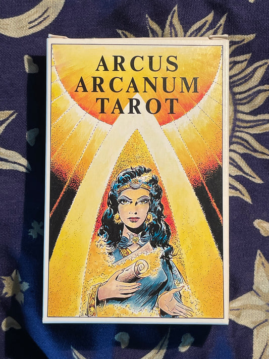 Vintage Arcus Arcanum Tarot